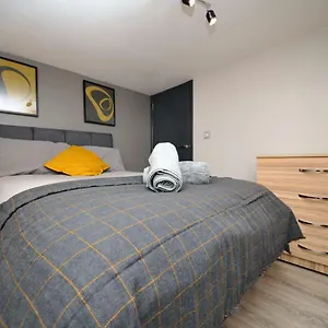  Apartment Stone's Throw Centre - Tv In Every Bedroom!